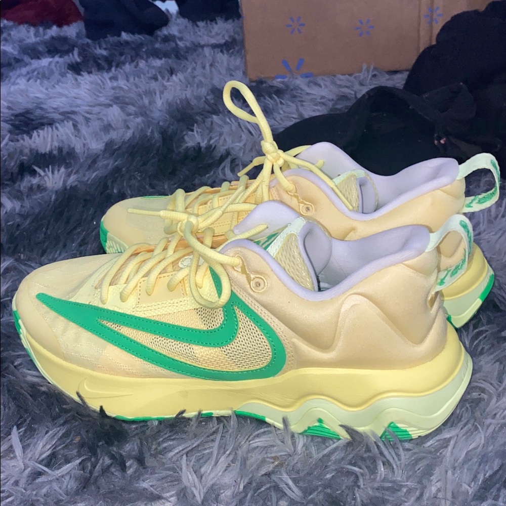 Nike Lemon and Emerald Sneakers